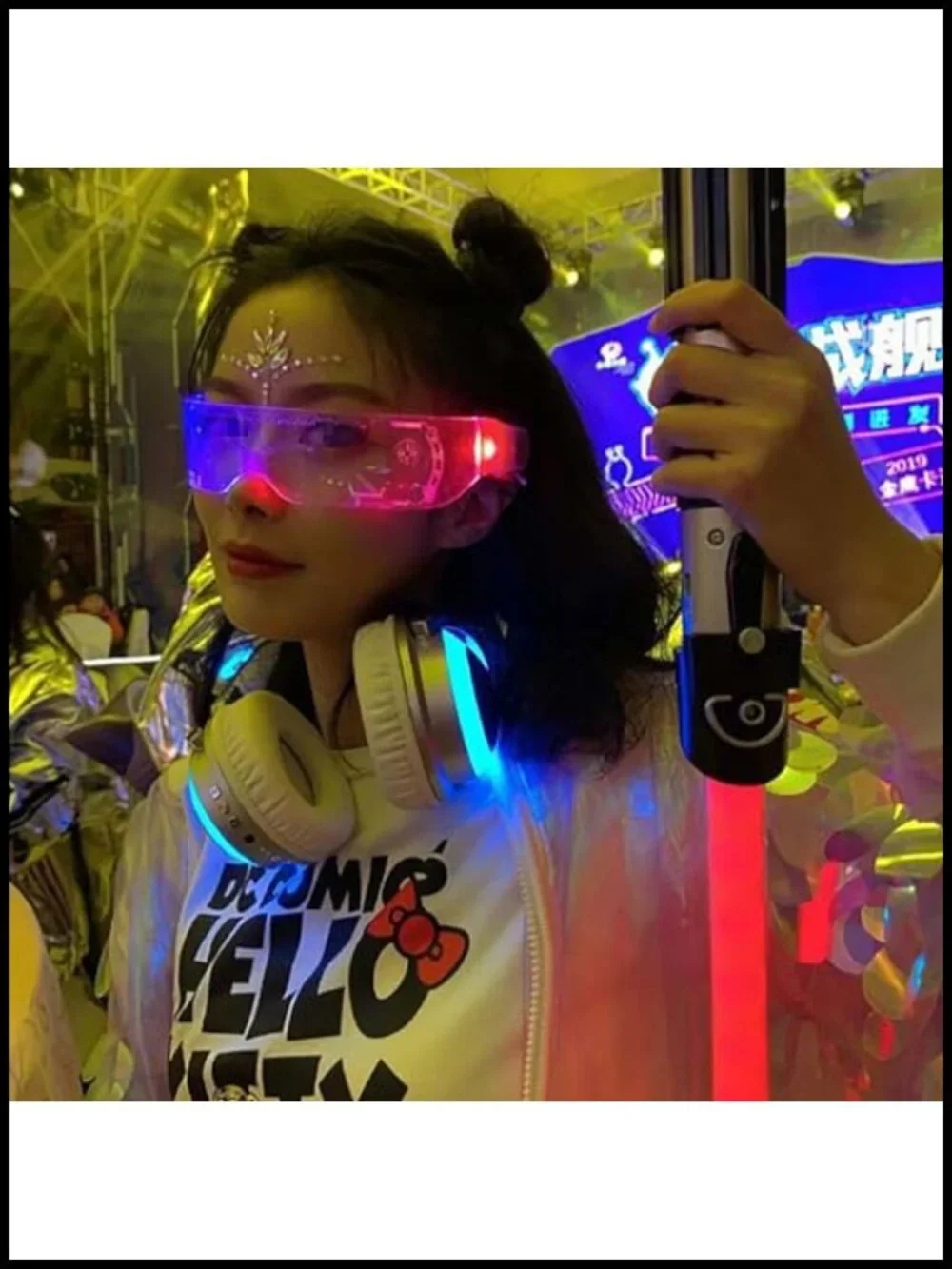 LED Luminous Cyber Glasses - 7 Color Changing Rave Party Sunglasses